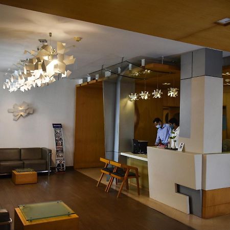 Nexstay Asma Tower Kozhikode Exterior photo