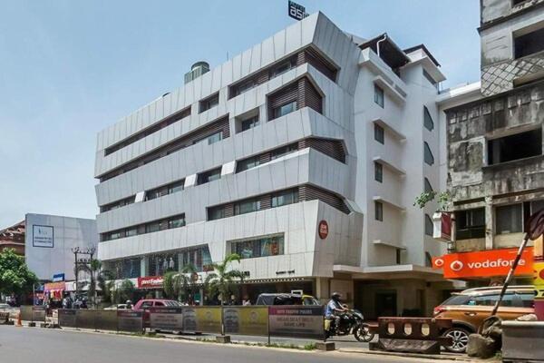 Nexstay Asma Tower Kozhikode Exterior photo