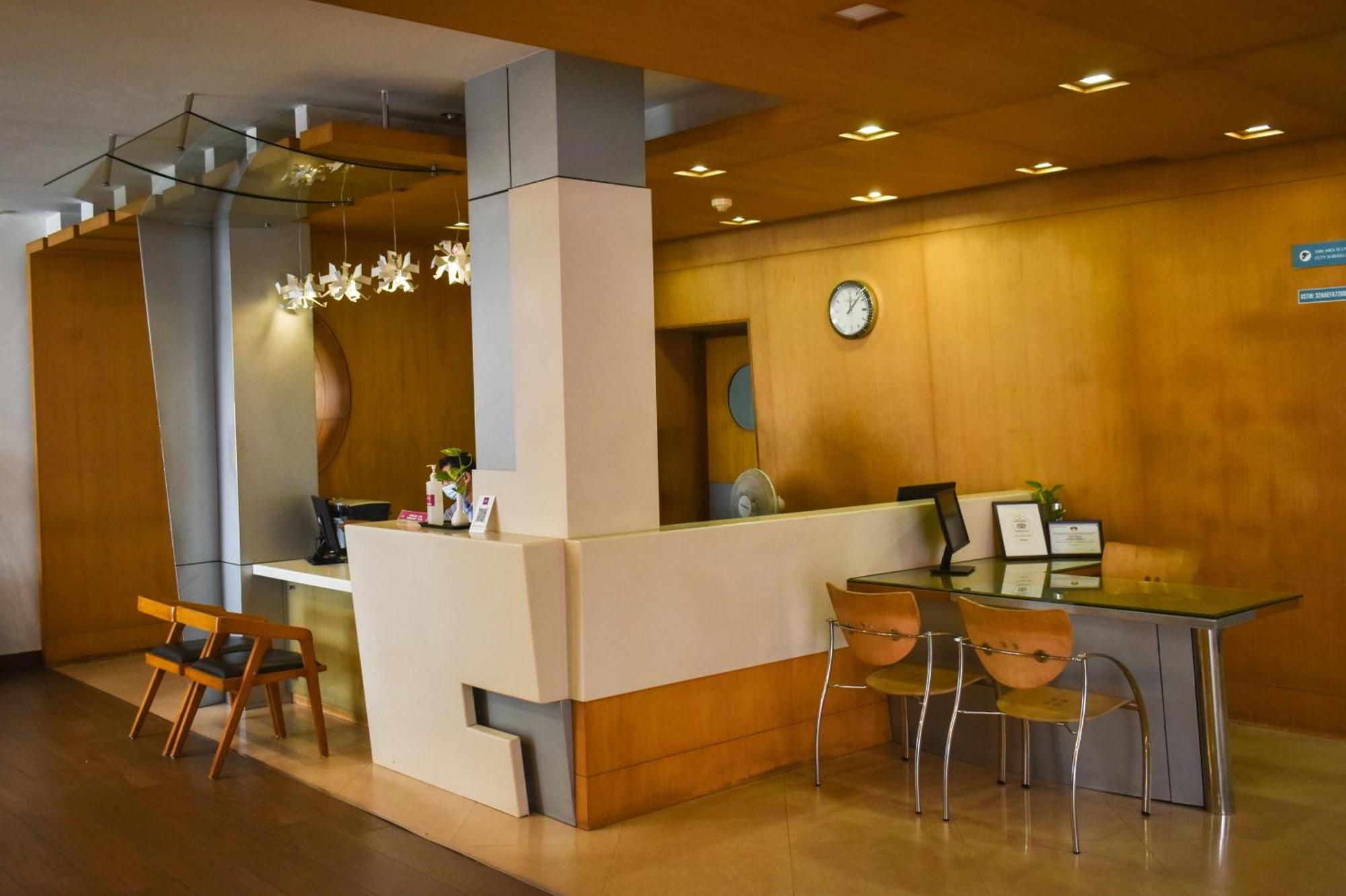 Nexstay Asma Tower Kozhikode Exterior photo